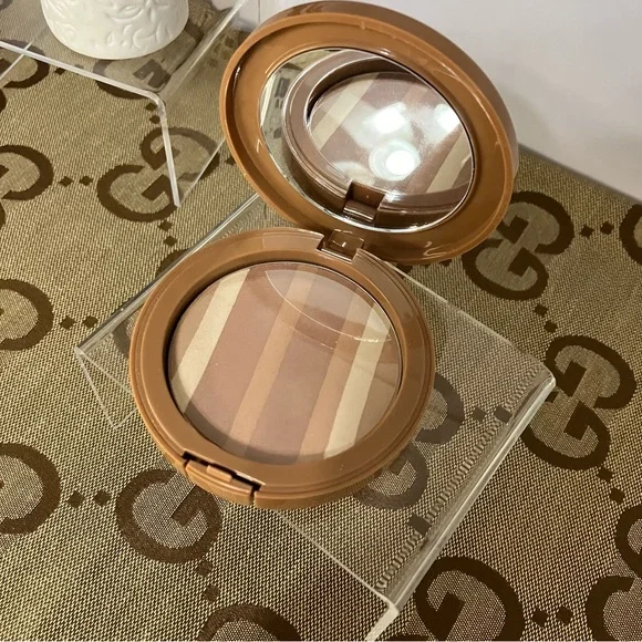 Belle Beauty Bronzabelle Tuscan Sun Bronzer - Picture 2 of 4